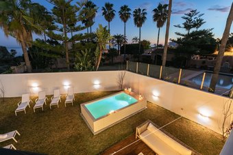 Guadalmina Beachfront Villa