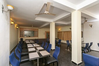 Hotel Oyo 27033 Hill Breeze