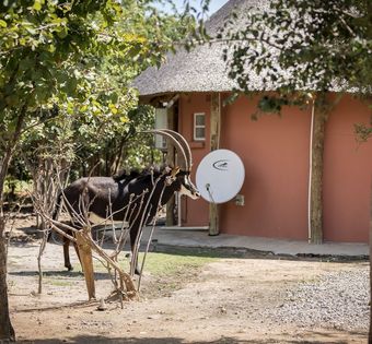 Hotel Mokorro Game Ranch And Lodge
