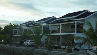 Hotel Papa Kit's Marina And Fishing Lagoon