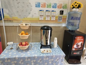 East Queen Hotel Zhong Shan Road