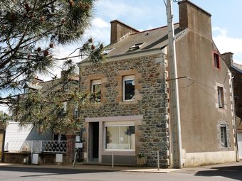 House With 3 Bedrooms In Saint-quay-portrieux, With Wonderful Sea View And Furnished Terrace