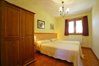 Apartamentos La Casona De Terienzu