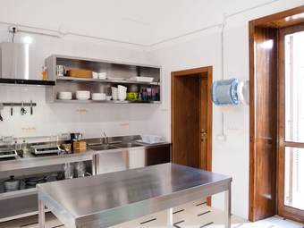 Hostal Lobby Collective Hostel