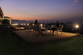 Hotel Seven Lakes Resort