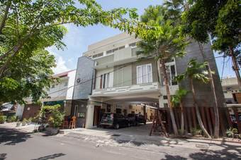 Hotel Reddoorz Syariah Near Museum Probolinggo