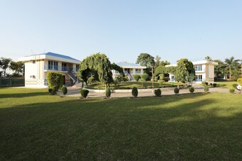 Hotel Oyo 19862 The Fun Valley