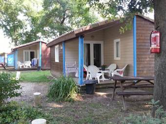 Camping Les Chalets Sur La Dordogne