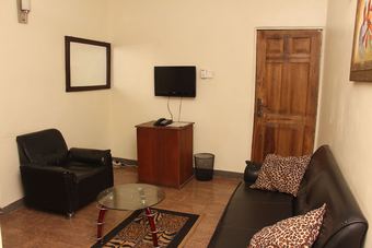 Halims Hotel & Towers