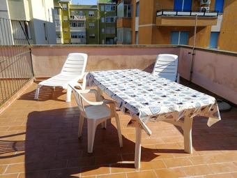 Apartment With 2 Bedrooms In Piombino, With Furnished Terrace - 15 Km From The Beach