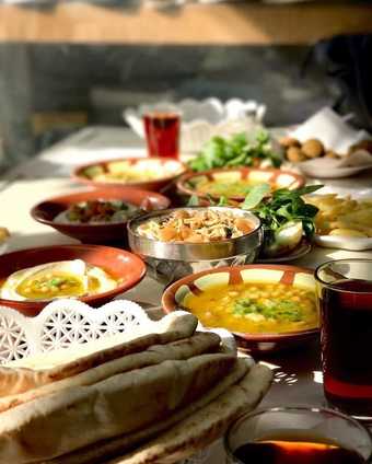 Hostal Oak Tree Castle Hostel