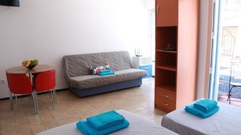 Apartamentos Estudios Mundobooking