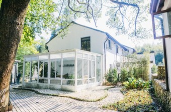 Hotel Qizhu Younan Mountain Boutique Guesthouse