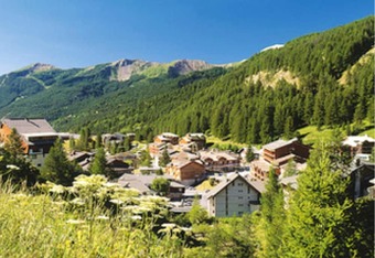 Apartment With 2 Bedrooms In La Foux D'allos, With Wonderful Mountain View, Pool Access, Terrace