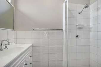 Hybiscus Waterfront Apartments