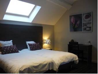 Hotel Auberge C�t� Rivi�re