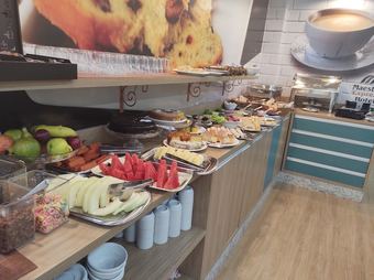 Hotel Maestro Express