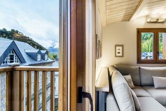 Apartamentos Montelia �tico El Ciervo De Panticosa