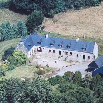 Hotel Domaine De Lesvaniel