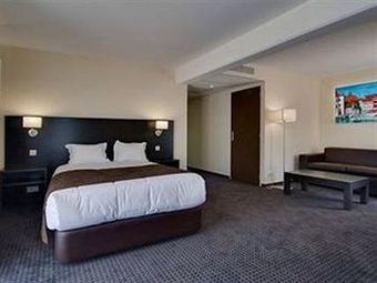 Marina Bay Hotels