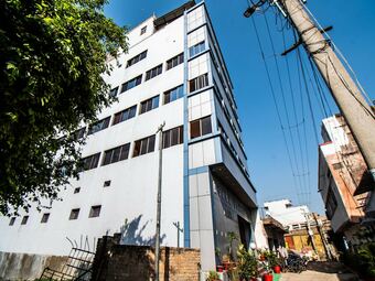 Oyo 33479 Hotel Double Tree Deluxe