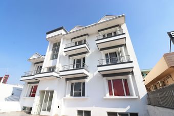 Hotel Oyo 28232 The Golden Circle