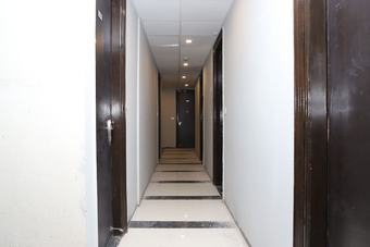 Hotel Oyo Flagship 24120 Chugh House