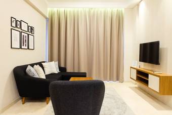 Spacious And Homey 3br Poins Square Apartment