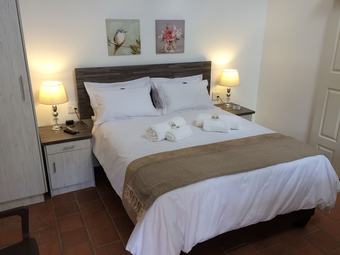 Hotel Loerie Gastehuis
