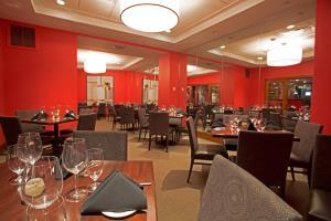 Radisson Hotel Valley Forge (.)