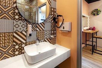 Capsule Hotel City 52 - Hostel