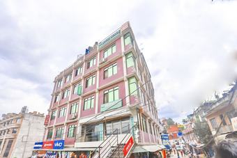 Spot On 633 Hotel Surya International