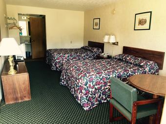 Hotel Chapmanville Inn