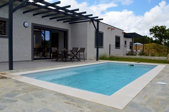 Villa Piscine Priv�e Jardin Ghisonaccia