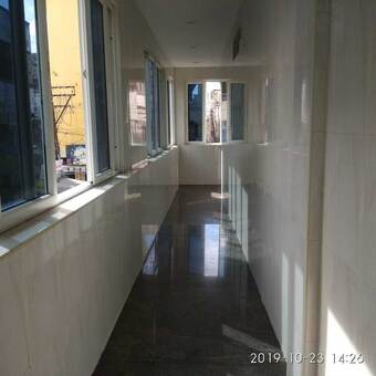 Hotel Iroomz Gvk Residency