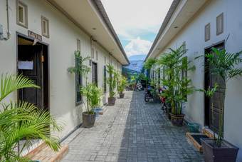 Hotel Reddoorz Near Mutiara Sis Al Jufrie Airport Palu