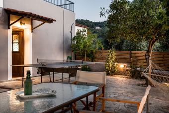 Maro's Village House, Private & Serene Stone Villa