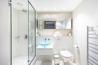 Stunning Spacious 3 Bed Apartment