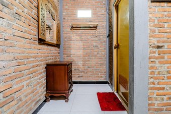 Hotel D'hasinda Homestay
