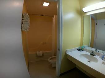 Copper Lantern Motor Lodge