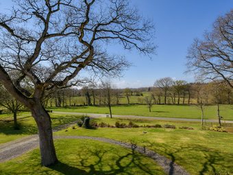 House With Stunning Views Across The Meadows, 30min From Mont Saint-michel!