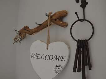 Gorgeous Country House With Giant Garden And Views Of The Fields