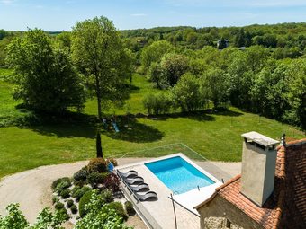 Gorgeous Holiday Home In Th�mines With Private Swimming Pool