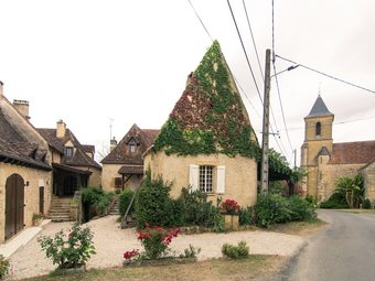 Holiday Home In The Lot With Beautiful Private Swimming Pool And Fantastic View