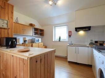 Cozy Apartment In Paliseul With Garden