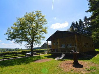 Welcoming Cottage Near Forest In Hatrival
