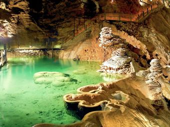 Luxurious Restored Building With Heated Swimming Pool, Terraces And Jacuzzi