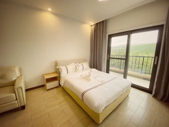 Phoenix Apartment By Link