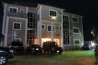 Carabana Hotel & Suites