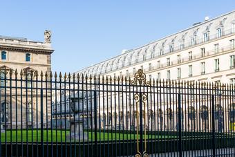 Apartamento Contemporary By The Louvre